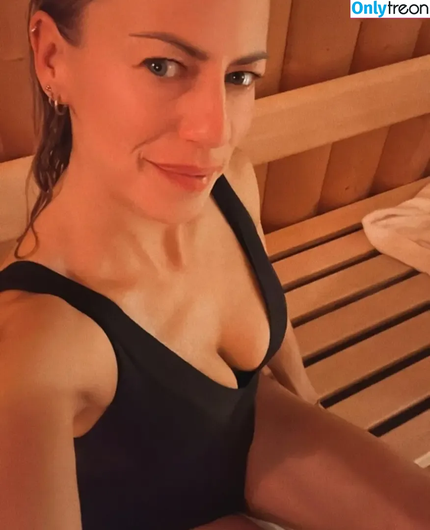 Anneke Dürkopp nude photo #0078 (annekeduerkopp / dieanneke)