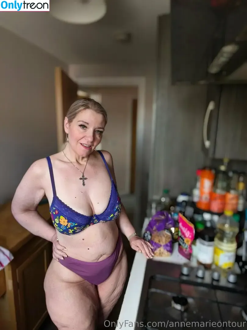 annemarieontour nude photo #0104 (annemarie)
