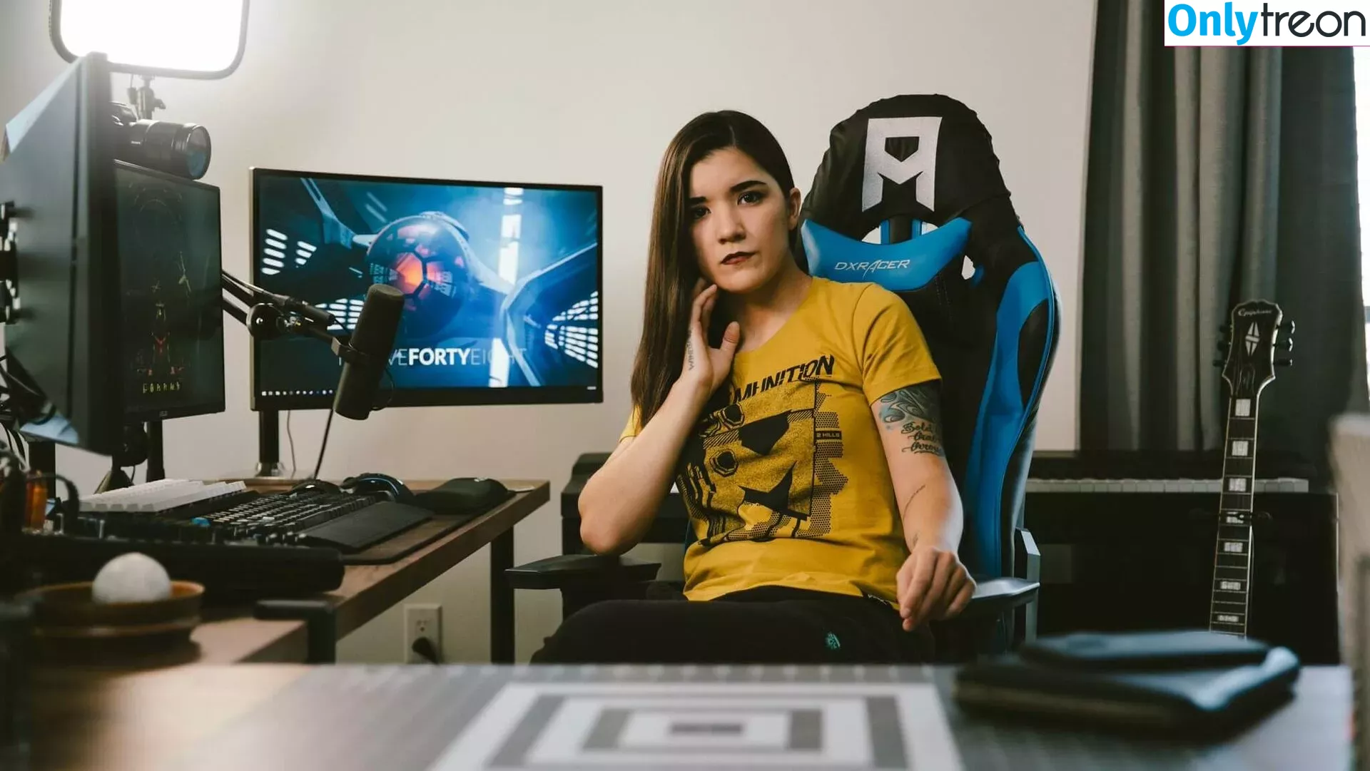 AnneMunition nude photo #0001 (AnneMunition)