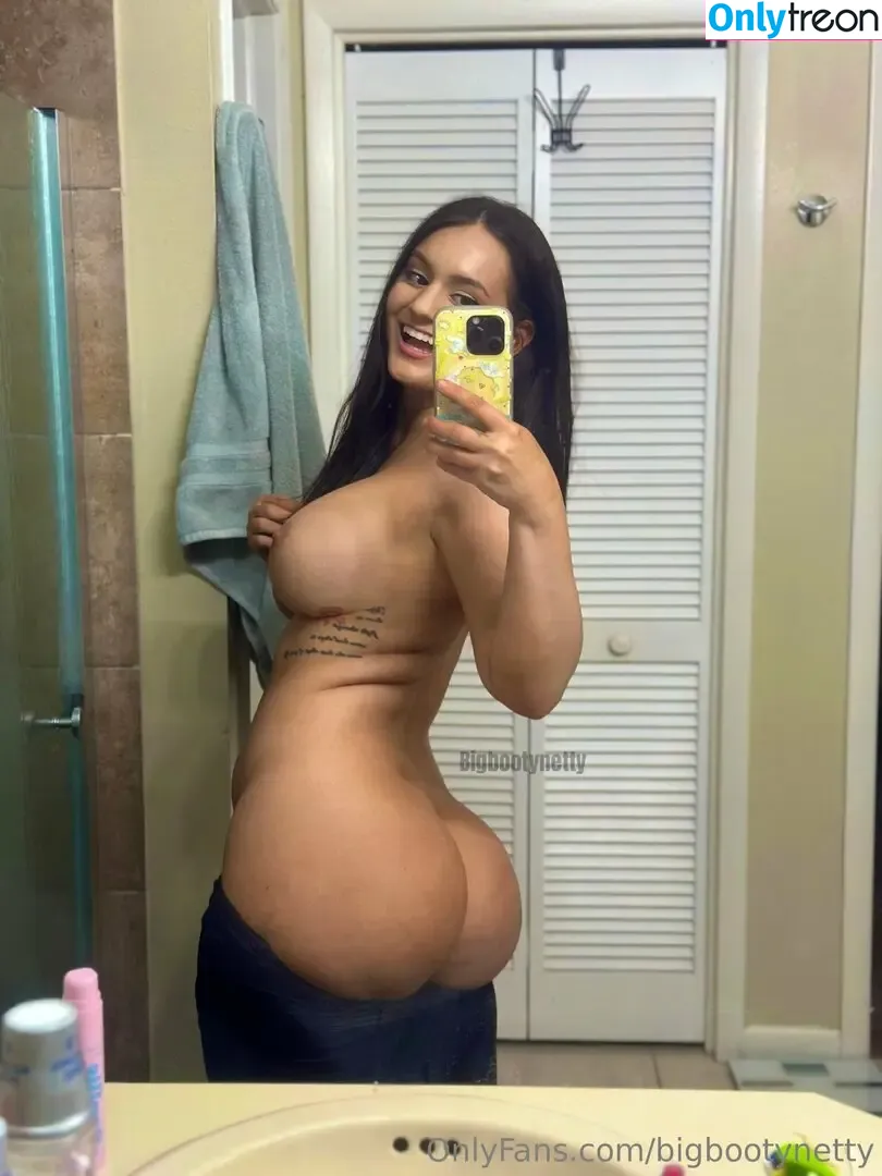 Annetterz nude photo #0014 (Bigbootynetty / nettyraves)