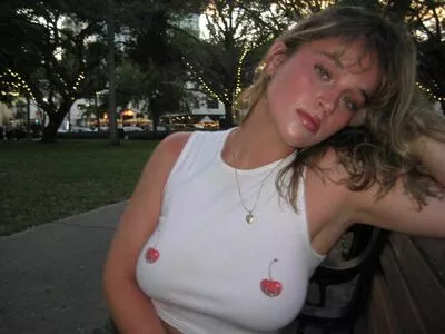 Annie Marie Sauve / anniemariesauve фото голая #0030