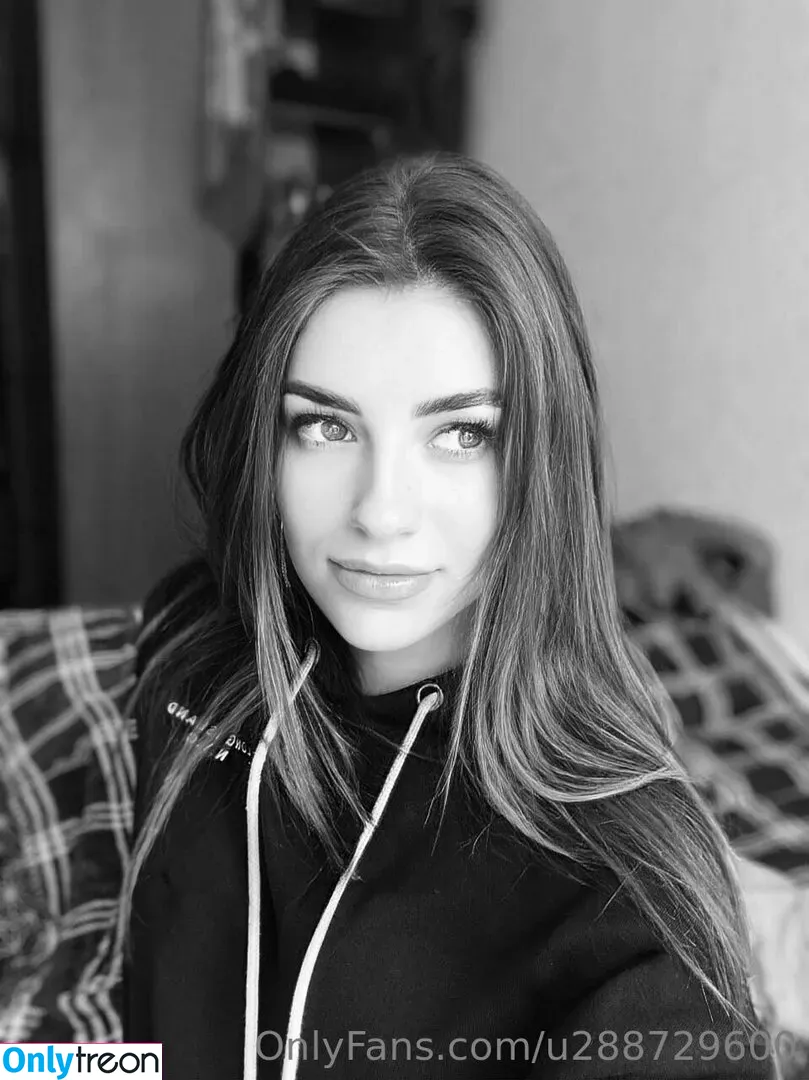 annie_minor nude photo #0002 (auock)