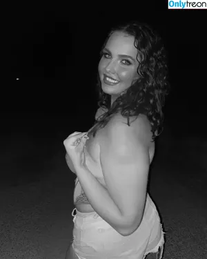 Annie-Ruth Burchett / theannieburchett nude photo #0008