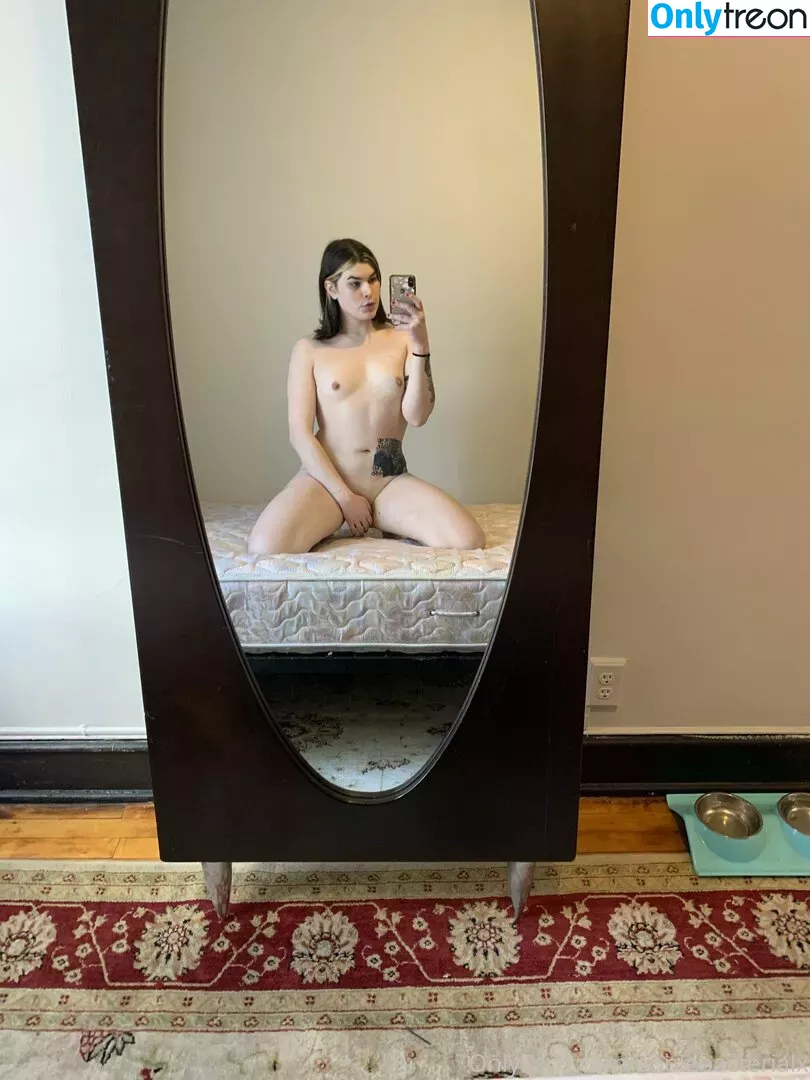 anniebacterialx nude photo #0024 (anniebiotixx)