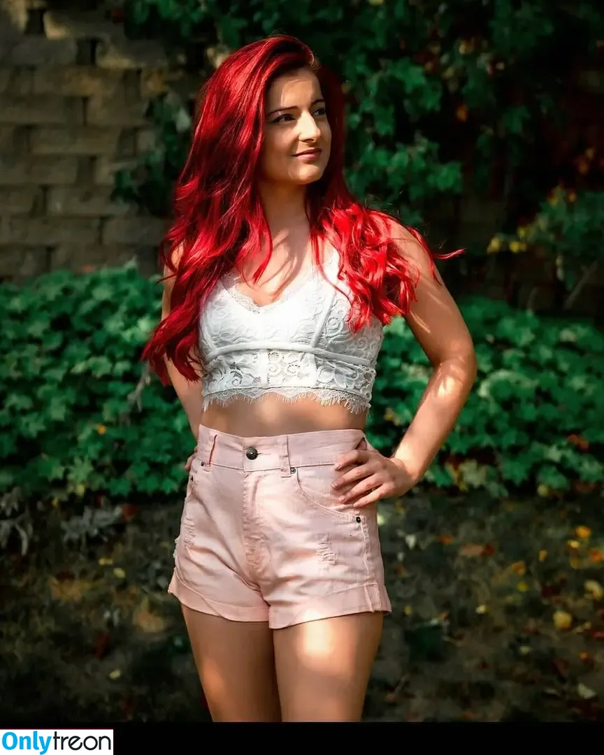 AnnieFuchsia nude photo #0015 (AnnieFuchsia)
