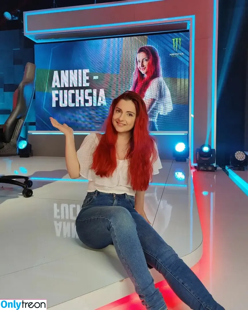 AnnieFuchsia nude photo #0088 (AnnieFuchsia)
