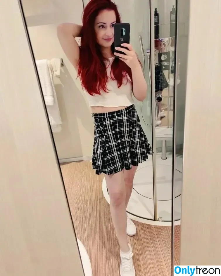 AnnieFuchsia nude photo #0094 (AnnieFuchsia)