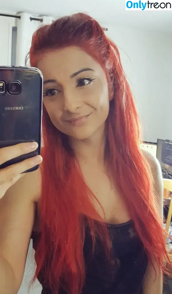 AnnieFuchsia nude photo #0121 (AnnieFuchsia)