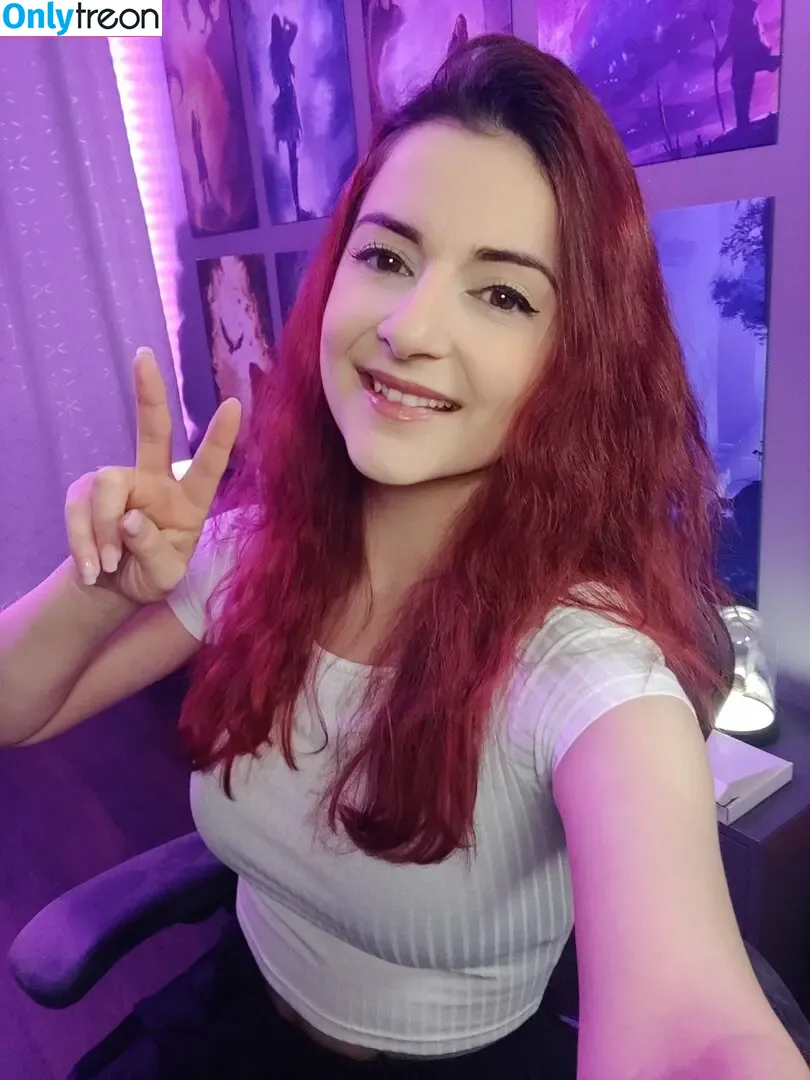 AnnieFuchsia голая photo #0233 (AnnieFuchsia)