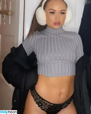 Anschaaa nude photo #0006
