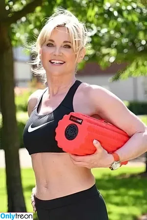 Anthea Turner / antheaturner nude photo #0109