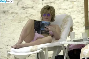 Anthea Turner / antheaturner nude photo #0113