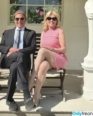 Anthea Turner / antheaturner фото голая #0161