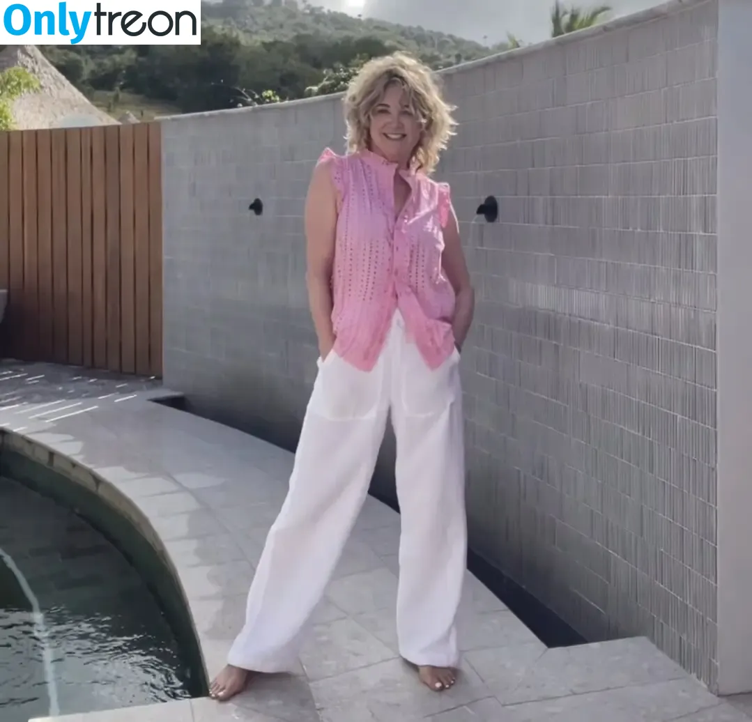 Anthea Turner голая photo #0164 (antheaturner)
