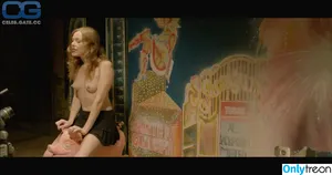Antje Moenning / Mönning - German actress / antjenikola / antjenikolamoenning nude photo #0009