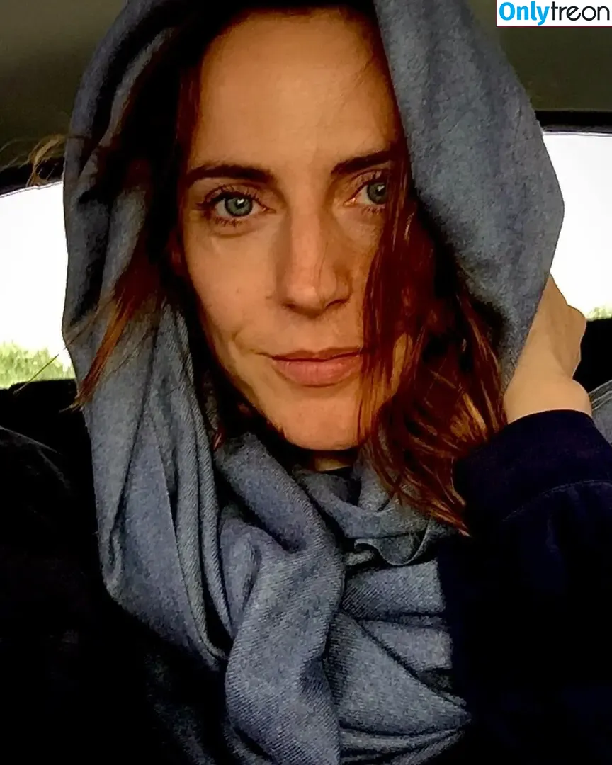 Antje Traue nude photo #0006 (antjetraueofficial)