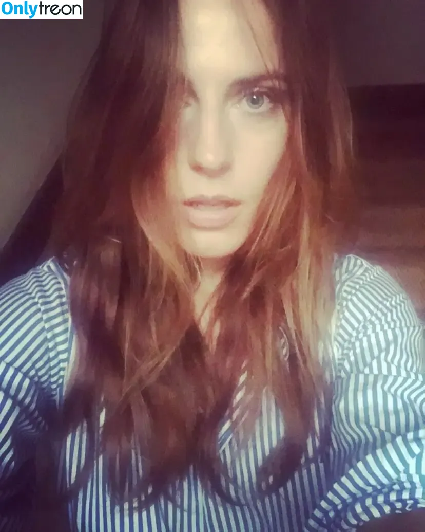 Antje Traue nude photo #0009 (antjetraueofficial)