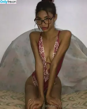 anto_bunny / anto_bunnyrosa nude photo #0023