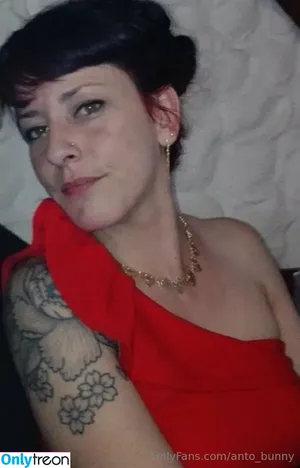 anto_bunny / anto_bunnyrosa nude photo #0306
