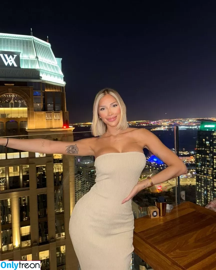 Antonella Mantovano голая photo #0361 (antomantovano)