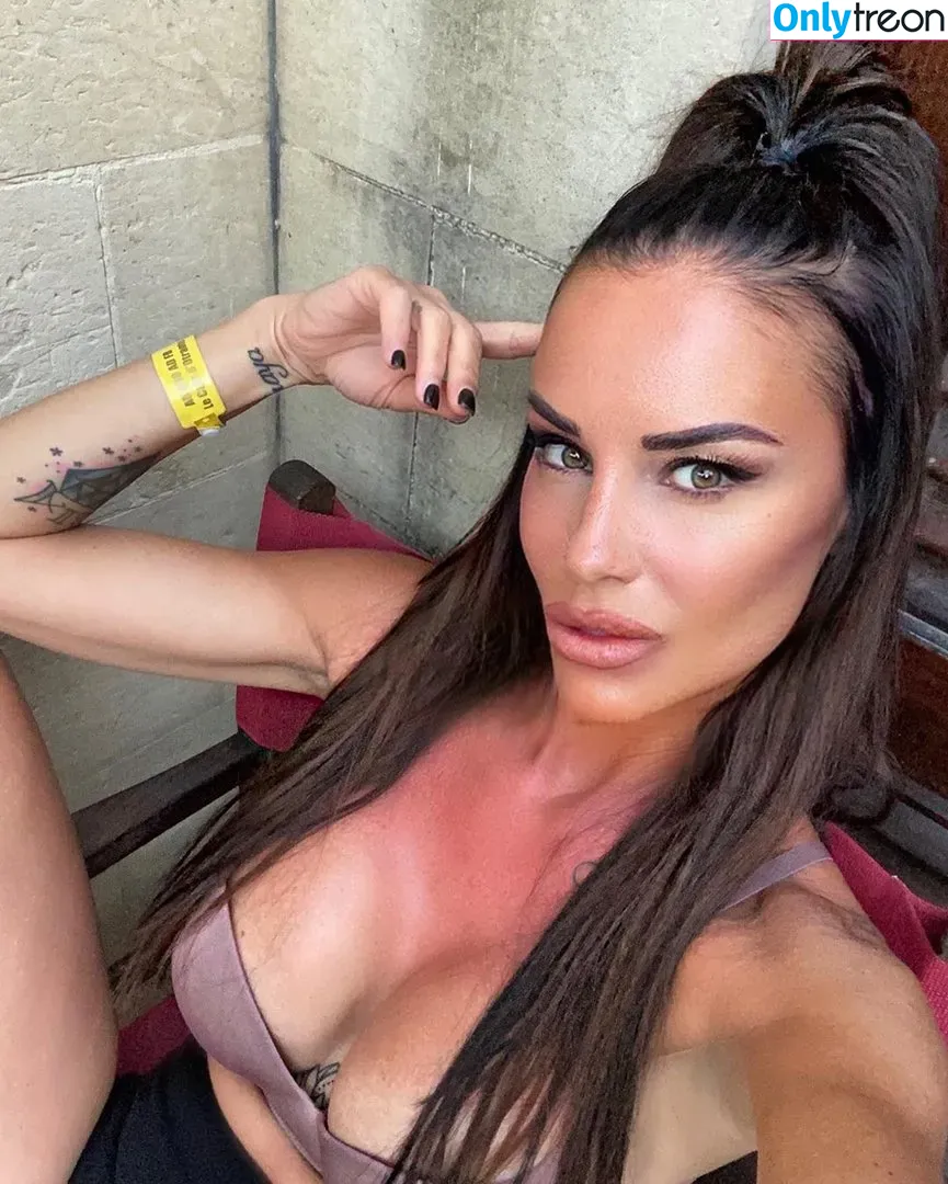Antonella Mosetti nude photo #0150 (antonellamosetti)