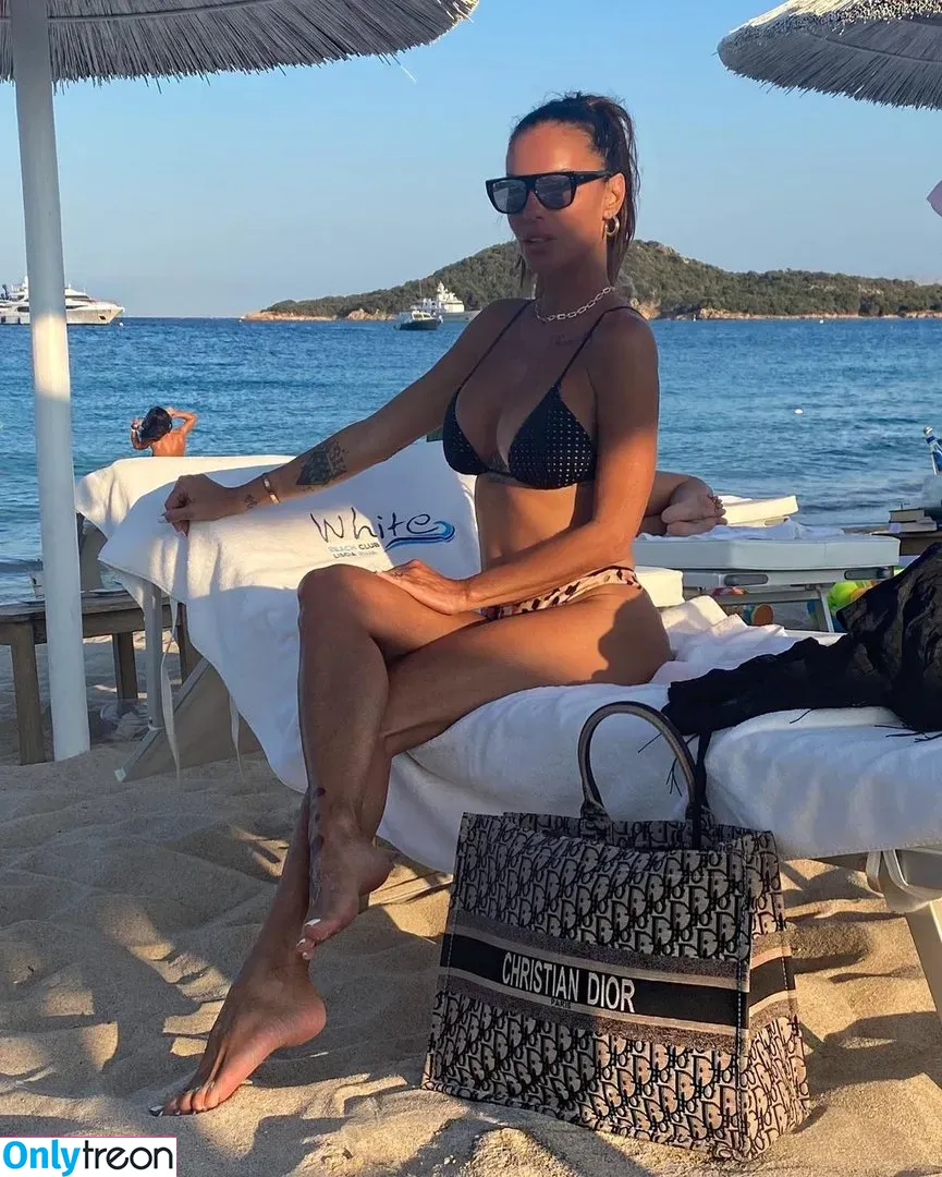Antonella Mosetti голая photo #0254 (antonellamosetti)