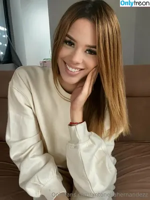 antonellahernandezz / antonellahernandez nude photo #0049