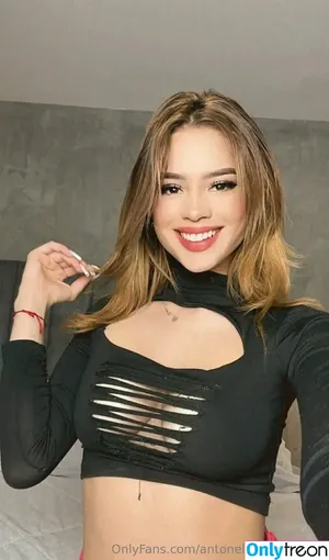 antonellahernandezz / antonellahernandez nude photo #0121