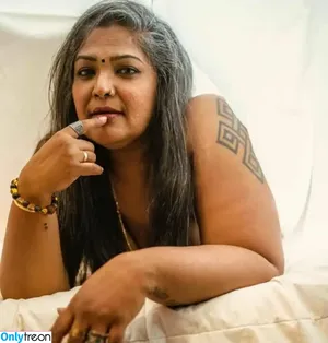 Anuradha Menon / anuradha_chandran_menon nude photo #0003