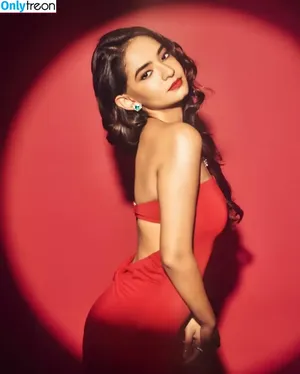 Anushka Sen / anushkasen0408 nude photo #0090
