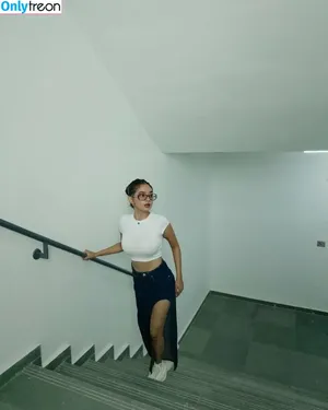 Anushka Sen / anushkasen0408 nude photo #0136