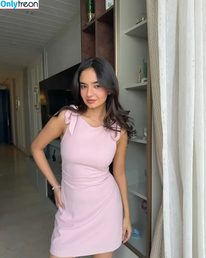 Anushka Sen голая photo #0065 (anushkasen0408)