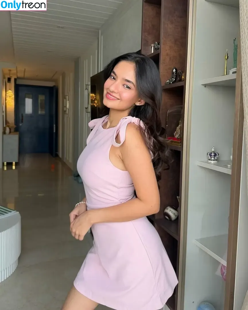 Anushka Sen голая photo #0069 (anushkasen0408)
