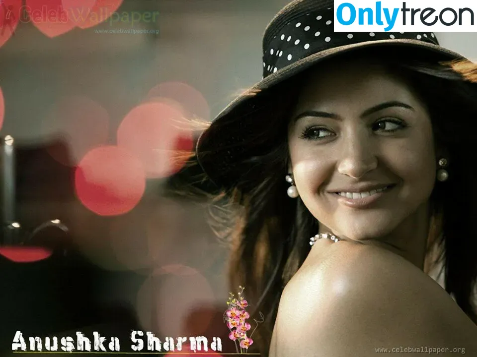 Anushka Sharma nude photo #0004 (anushkasharma)