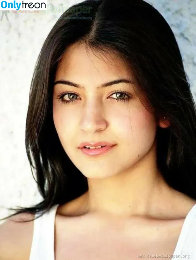 Anushka Sharma голая photo #0042 (anushkasharma)