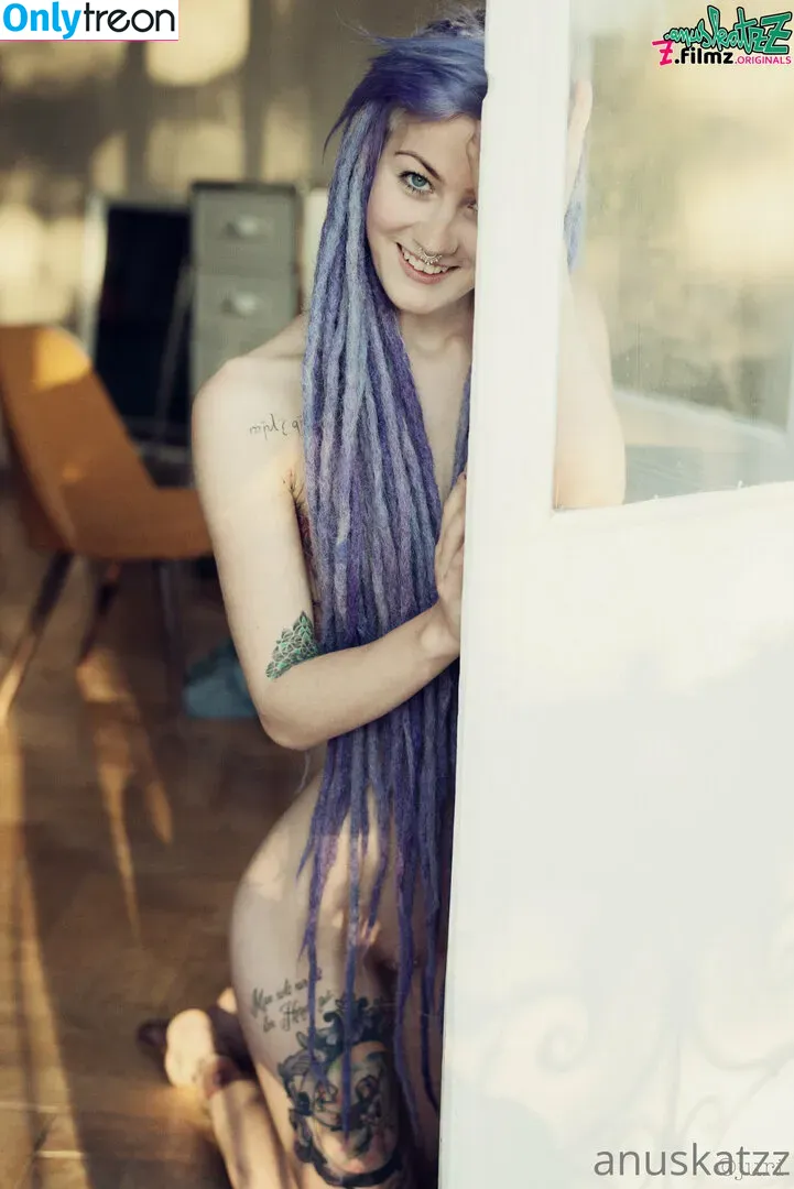 anuskatzzvip голая photo #0032 (anuskatzzvip)