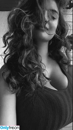 Anveshi Jain / anveshi25 / anveshi_jain / anveshijain nude photo #0743