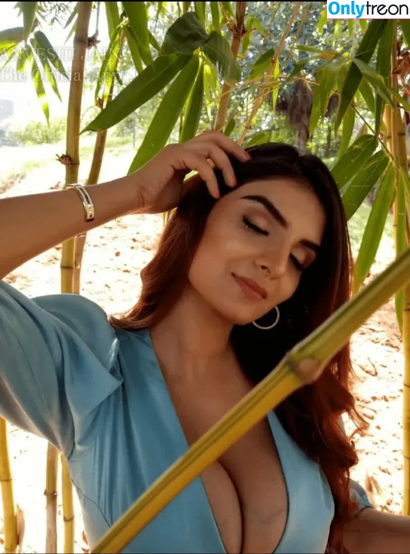 Anveshi Jain nude photo #0251 (anveshi25 / anveshijain)