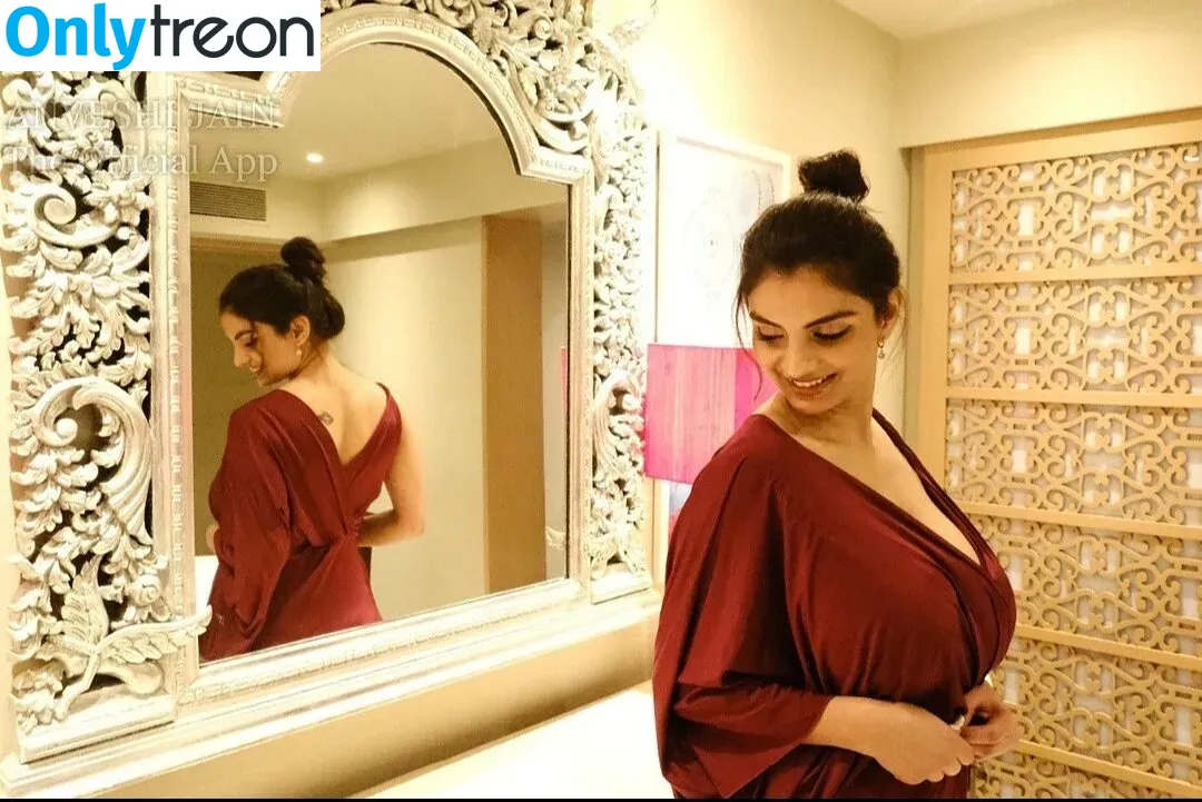 Anveshi Jain nude photo #0284 (anveshi25 / anveshijain)