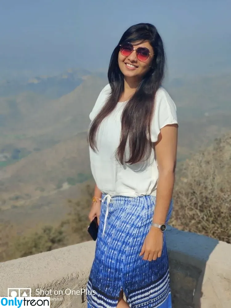 Anveshi Jain nude photo #0428 (anveshi25 / anveshijain)