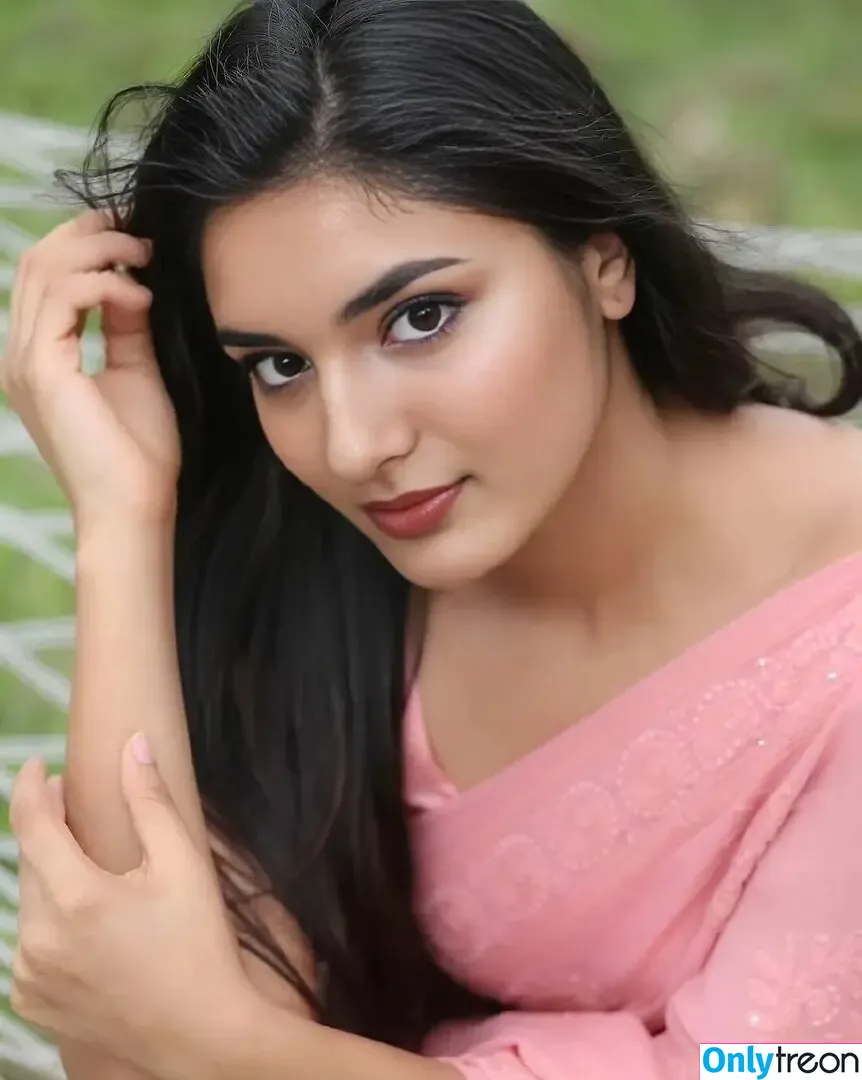Anvithaa Shekhawat nude photo #0003 (anvithaa.shekhawat)