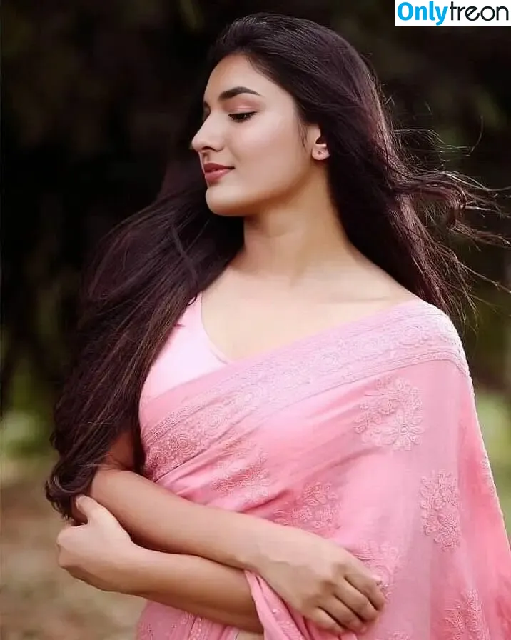 Anvithaa Shekhawat nude photo #0005 (anvithaa.shekhawat)