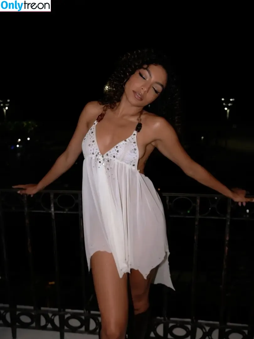 Any Gabrielly голая photo #0189 (anygabriellyofficial / gabrielly.aviila)