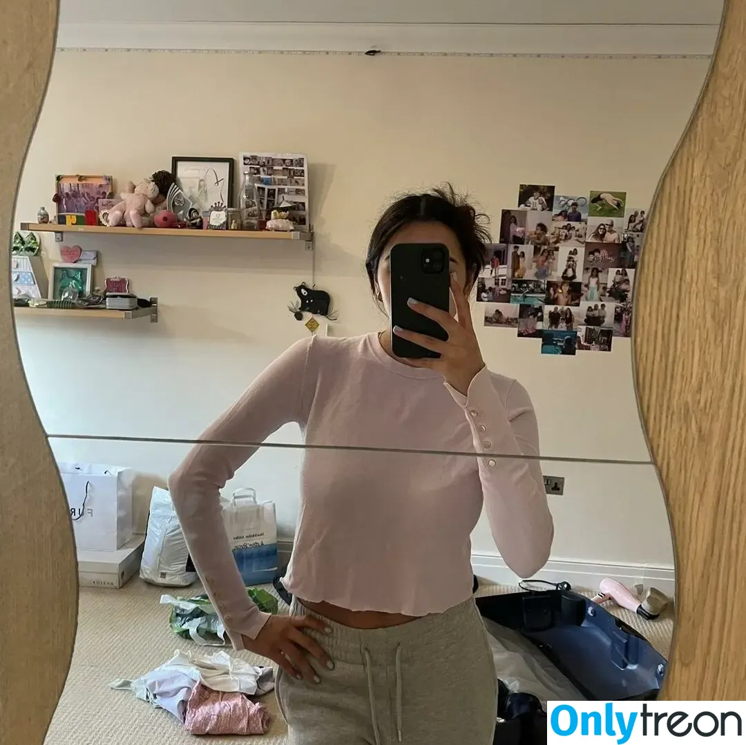Anya Dhesi nude photo #0019 (anya.dhesi)