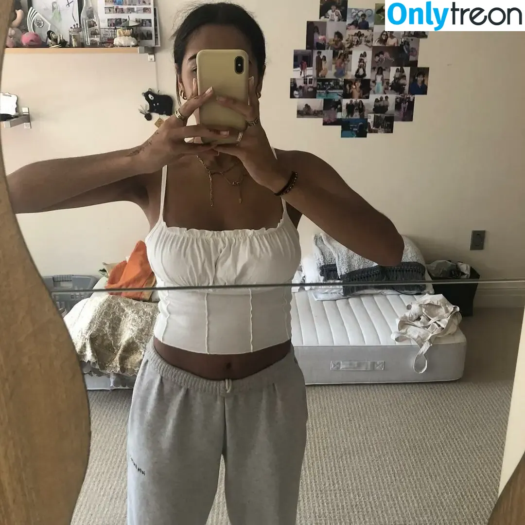 Anya Dhesi nude photo #0036 (anya.dhesi)