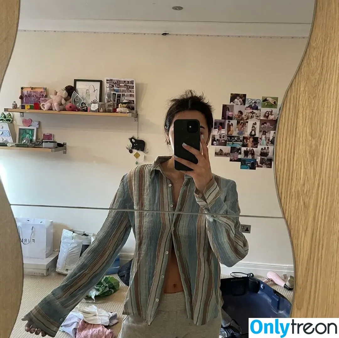 Anya Dhesi nude photo #0044 (anya.dhesi)