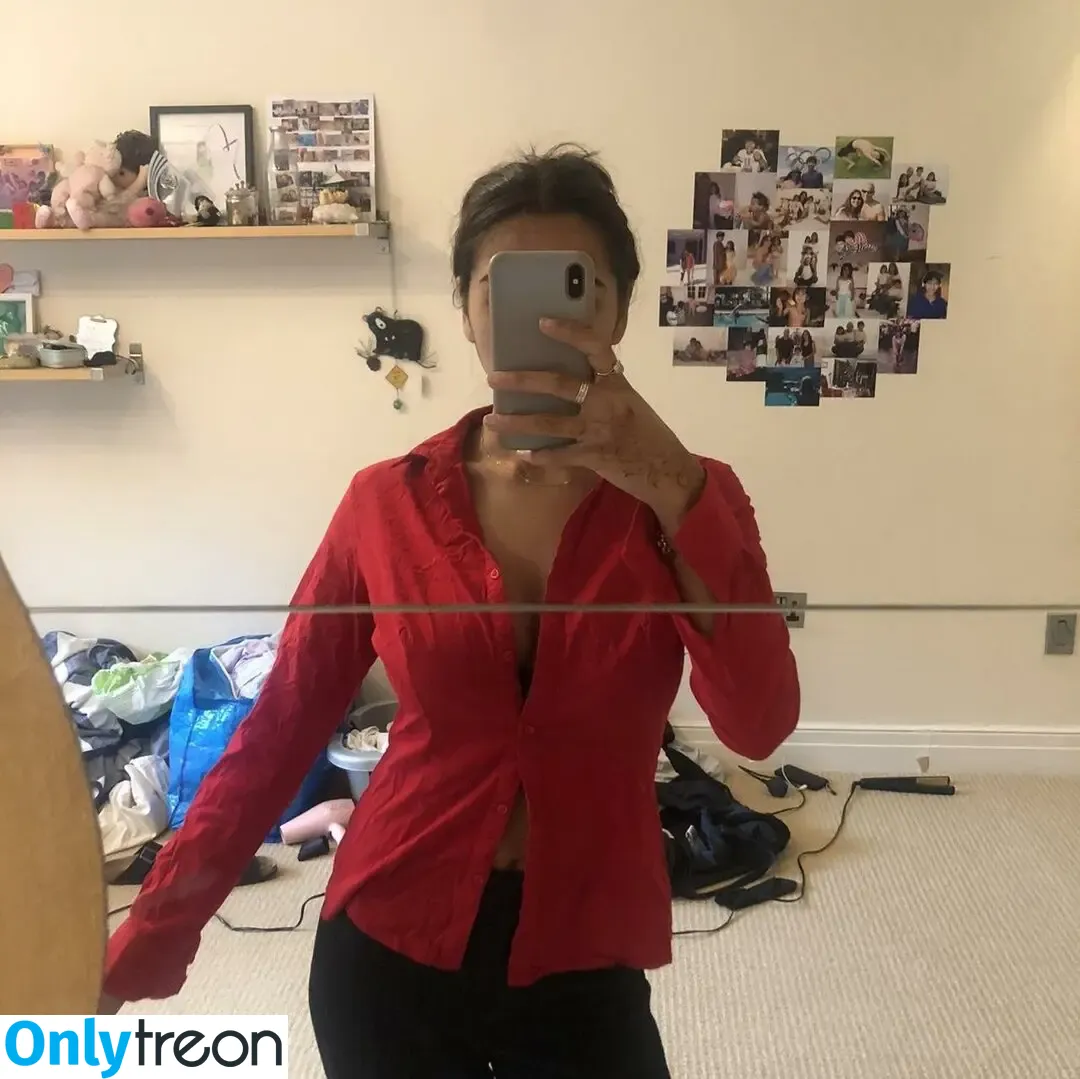 Anya Dhesi nude photo #0058 (anya.dhesi)