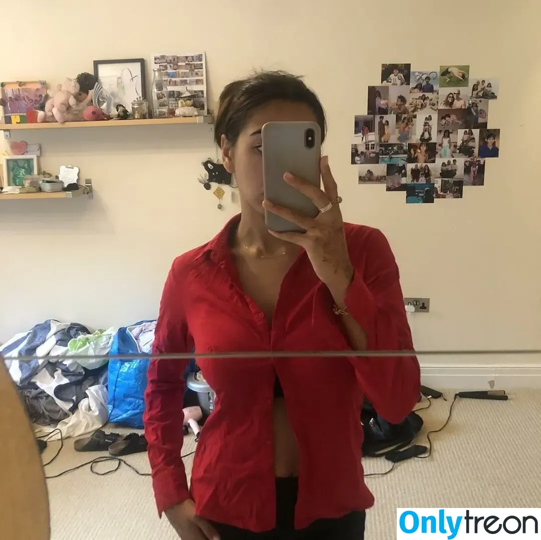 Anya Dhesi nude photo #0059 (anya.dhesi)