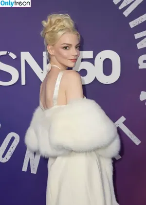 Anya Taylor-Joy / Anya Taylor Joy / anyataylorjoy фото голая #3205