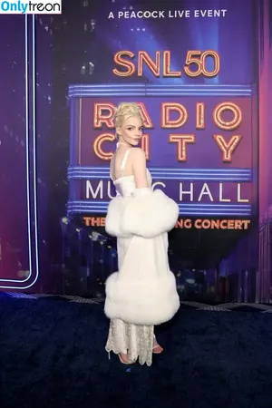 Anya Taylor-Joy / Anya Taylor Joy / anyataylorjoy фото голая #3214